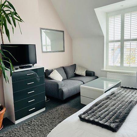 Penthouse Suite, Sea View, Close To Shops, Beach And Train St Leonards-on-Sea Exterior photo